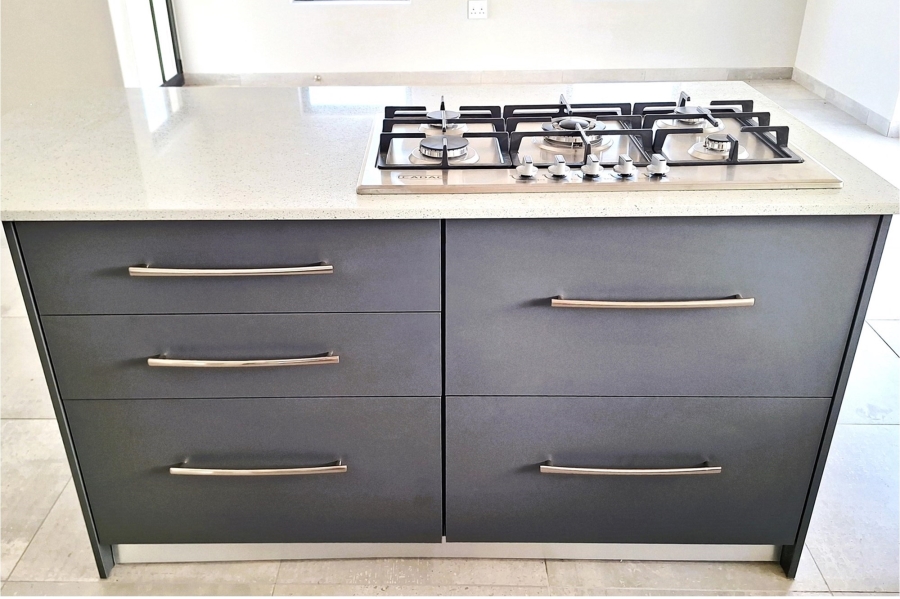 3 Bedroom Property for Sale in Brittania Beach Estate Western Cape
